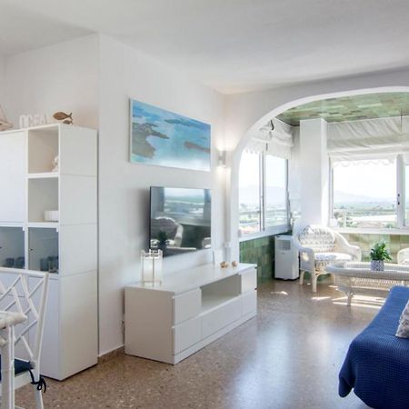 Bright Apartment Steps Away From The Beach el el Mareny Blau Bagian luar foto
