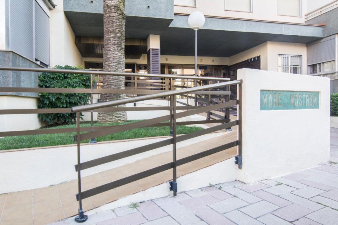Bright Apartment Steps Away From The Beach el el Mareny Blau Bagian luar foto